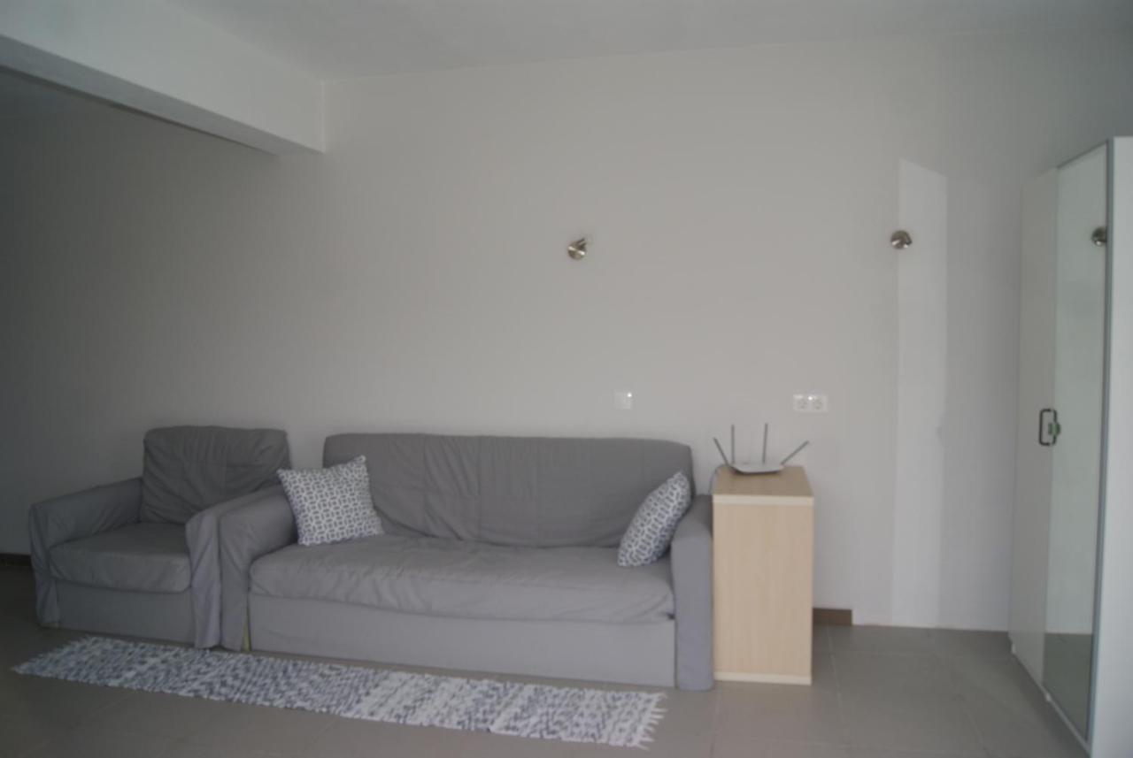 Apartamentos Praia Do Almoxarife Орта Екстериор снимка