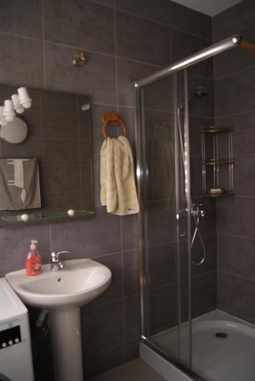 Apartamentos Praia Do Almoxarife Орта Екстериор снимка
