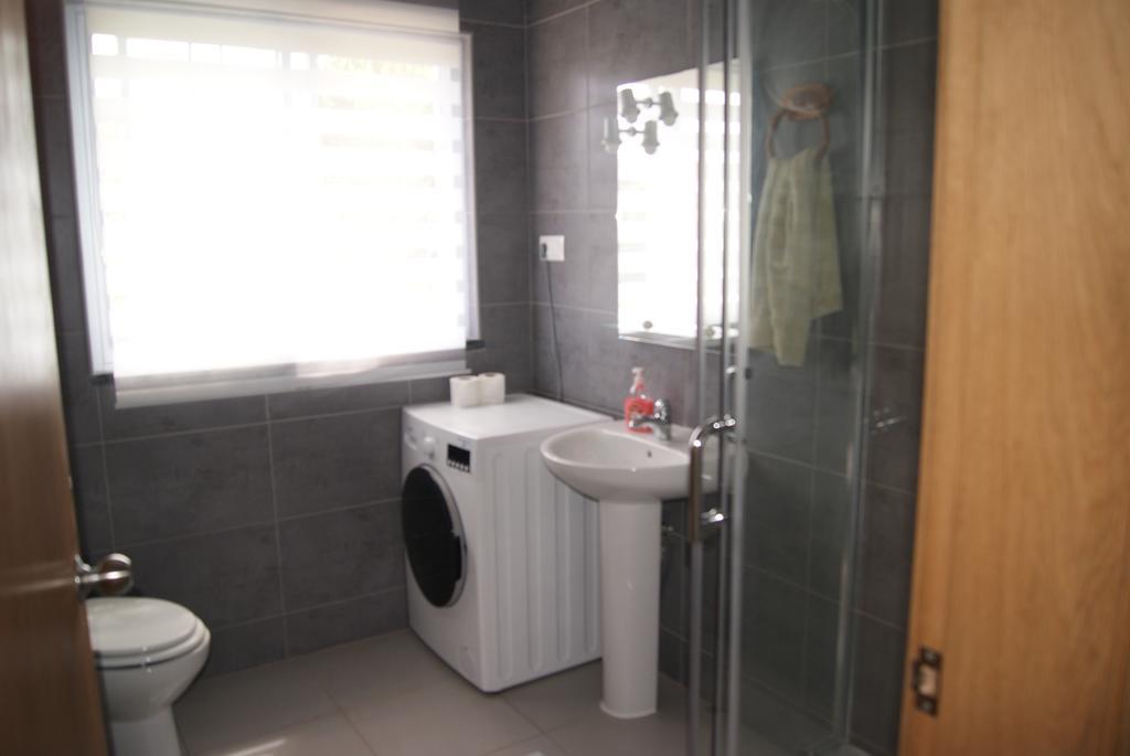 Apartamentos Praia Do Almoxarife Орта Екстериор снимка
